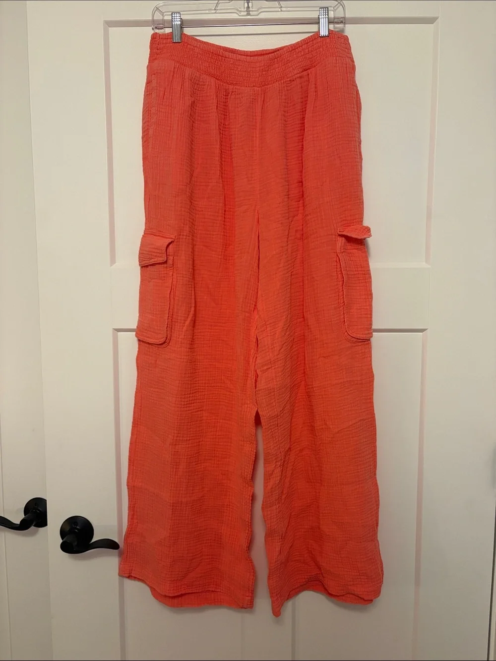 Women's Lightweight Cargo Wide-Leg Pants - Picture 1 of 3